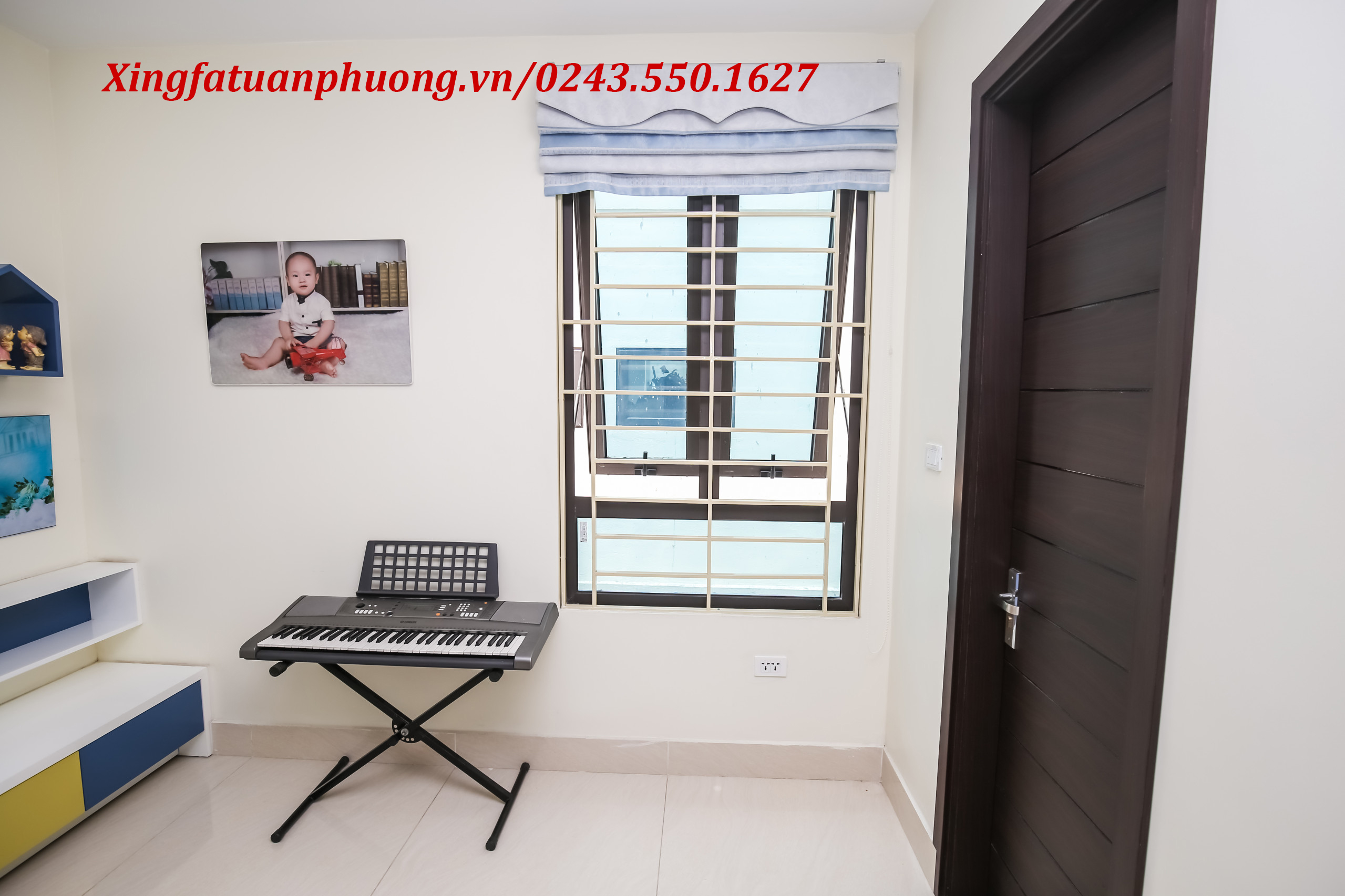 Cửa sổ mở hất nhôm Xingfa